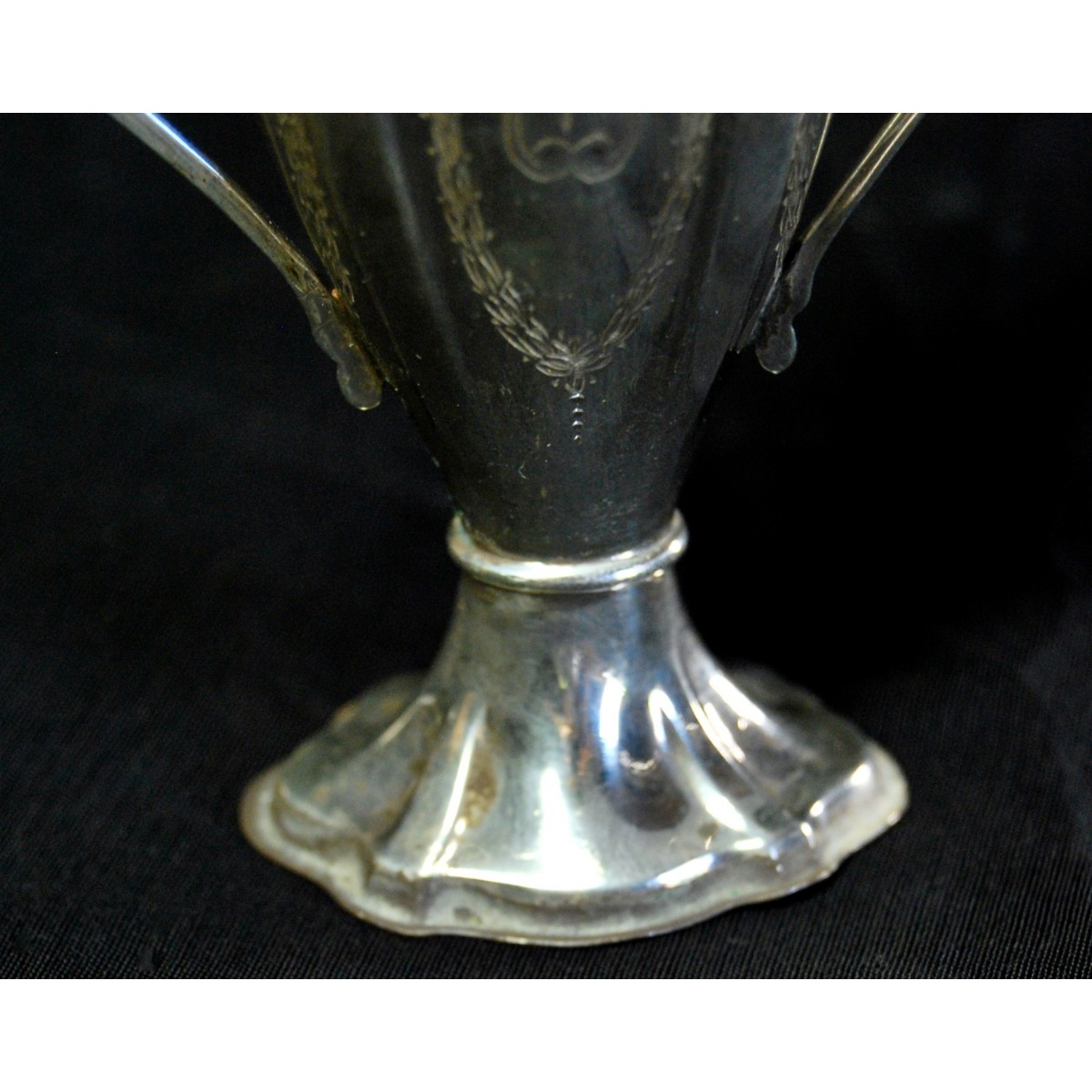 Salero de plata de finales del siglo XIX.