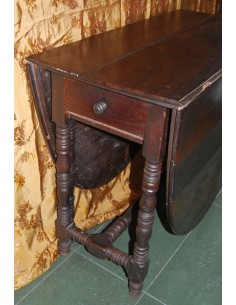 Gateleg table, beginning of the 20th  2