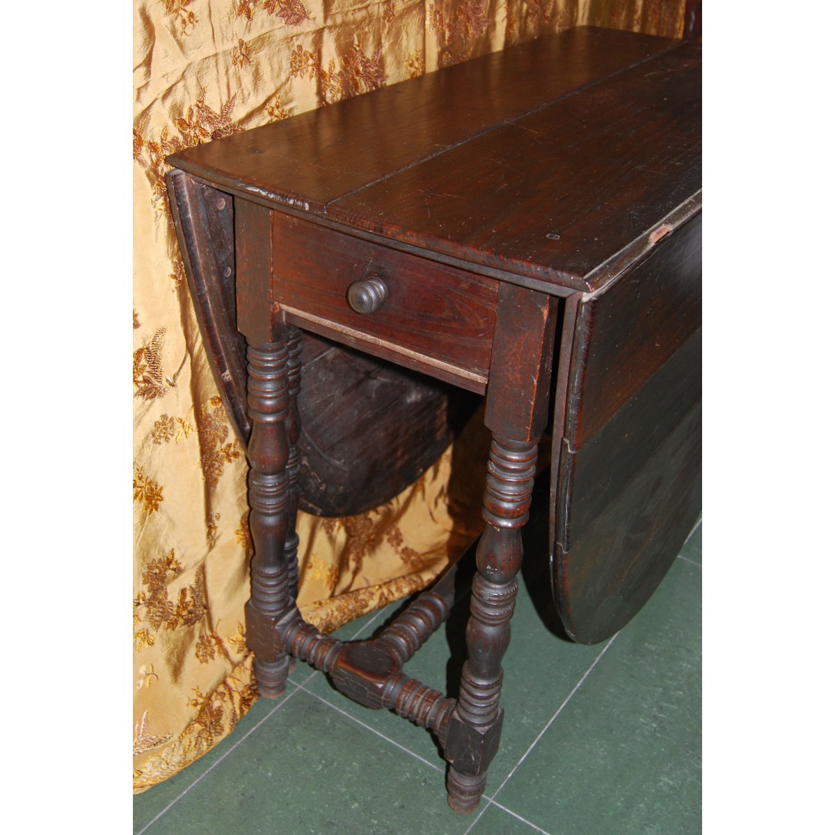 Mesa de alas, principio del siglo XX.