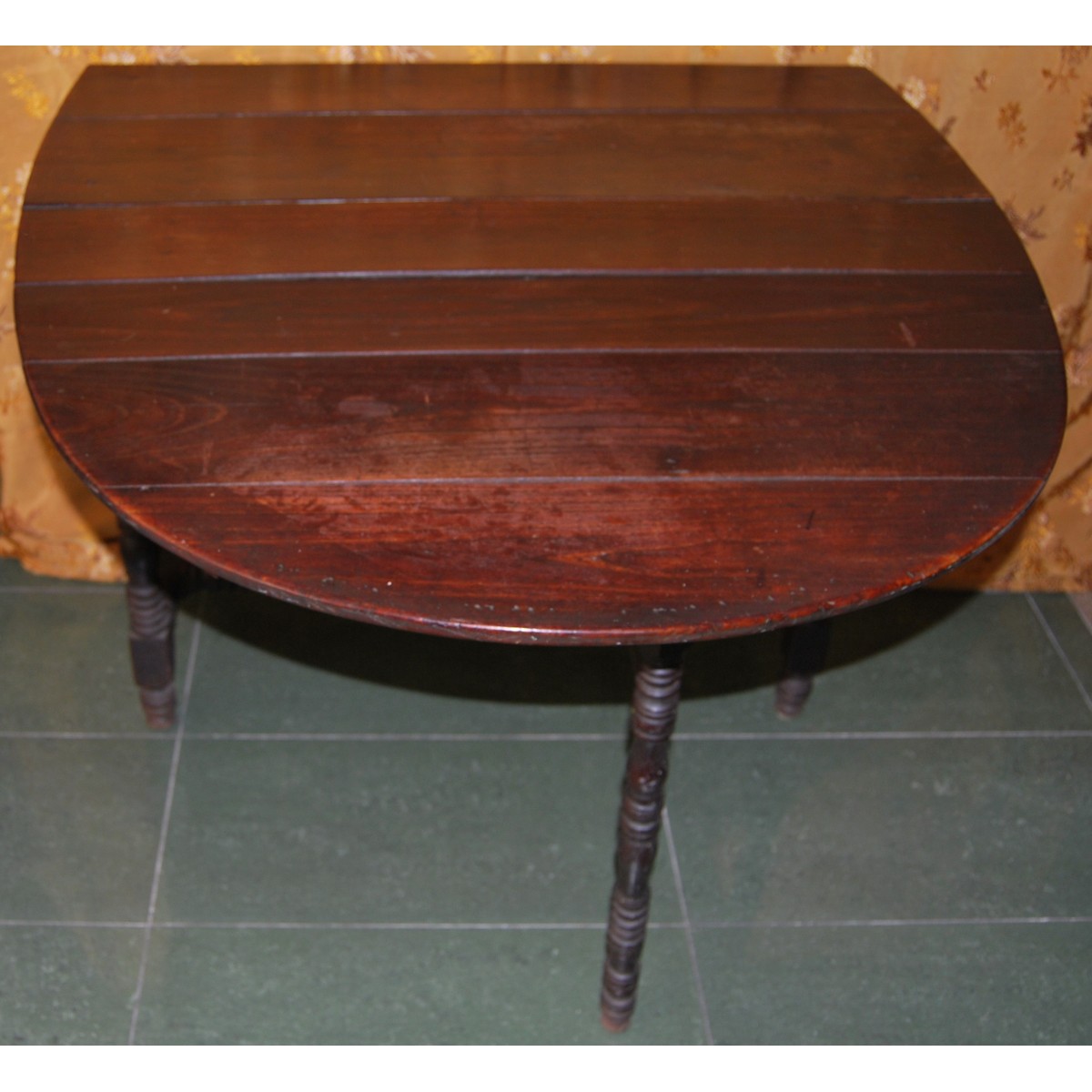 Mesa de alas, principio del siglo XX.