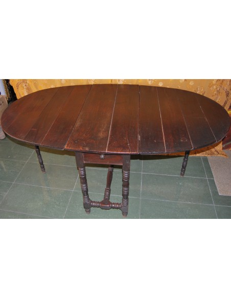 Mesa de alas, principio del siglo XX.