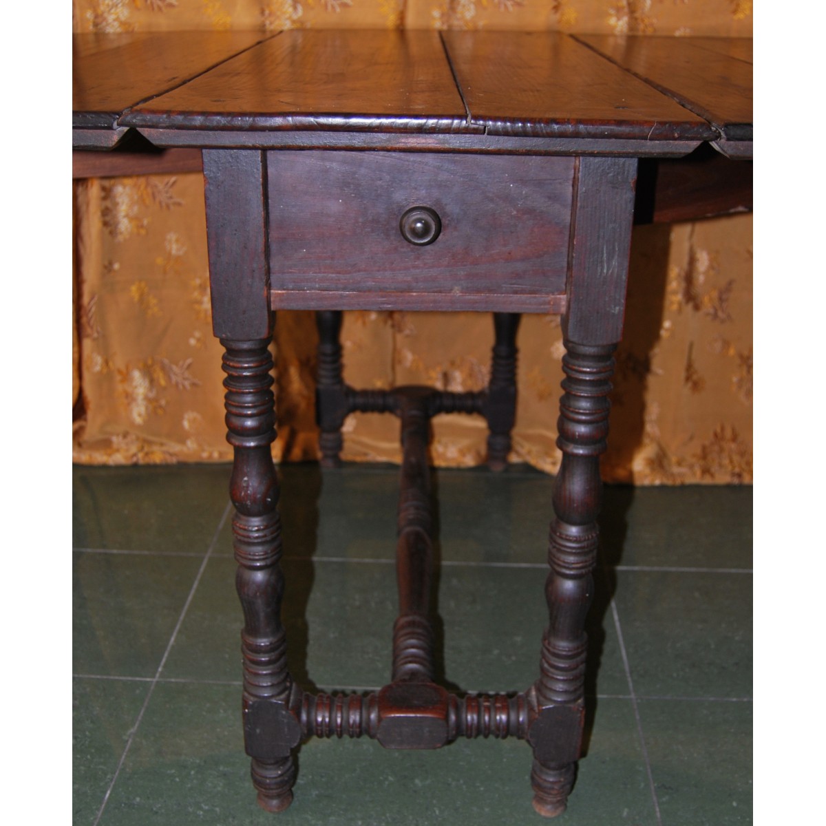 Mesa de alas, principio del siglo XX.