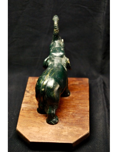 Pareja de elefantes de bronce, principio siglo XX.