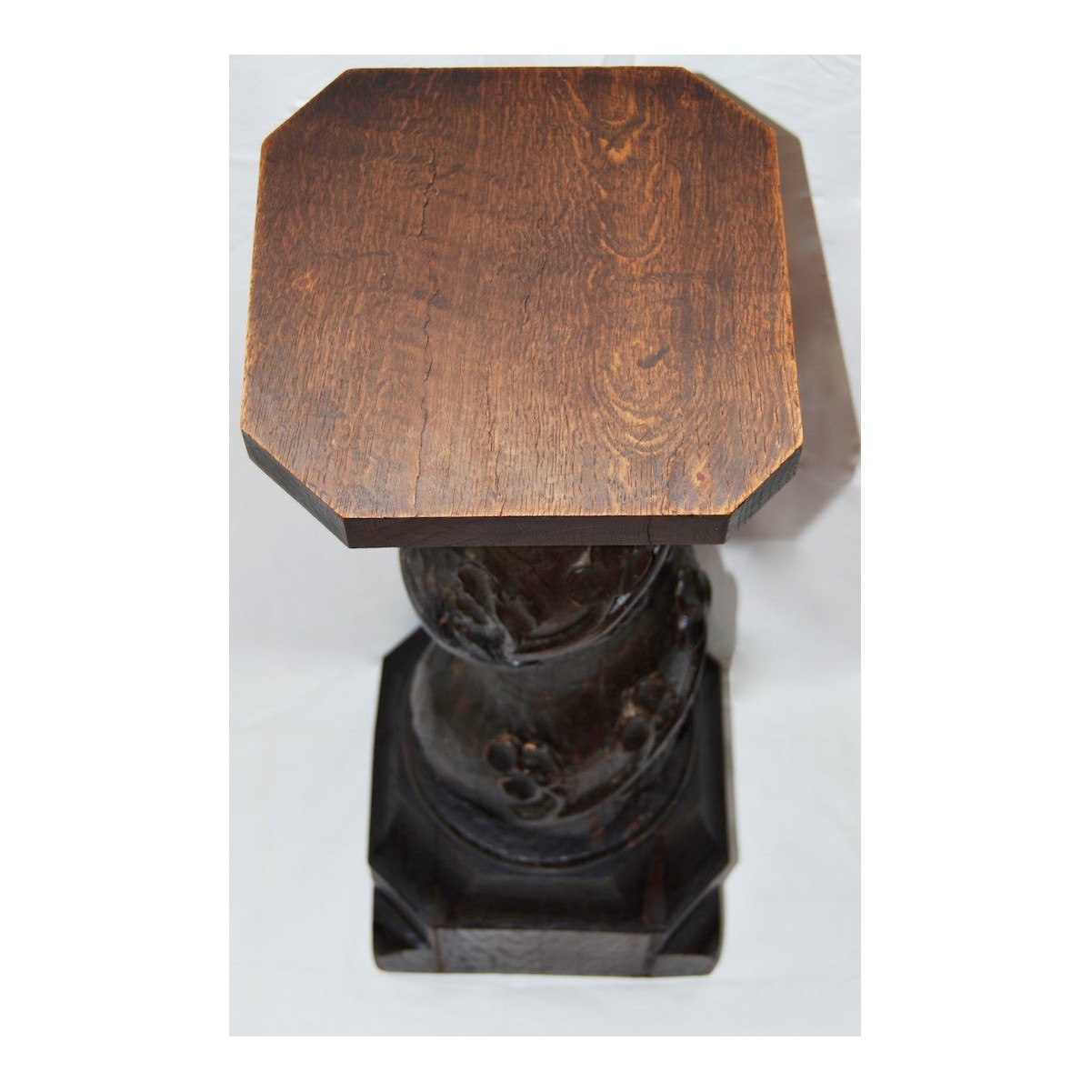 Baroque column in oak wood, 17th.