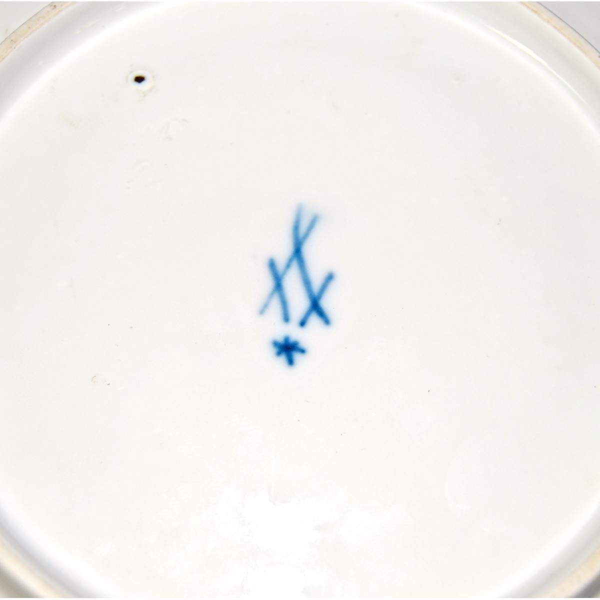 Plato de taza, porcelana Meissen.