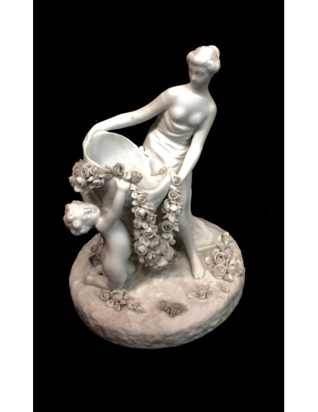 Biscuit de Sevres, escena romantica, siglo XIX