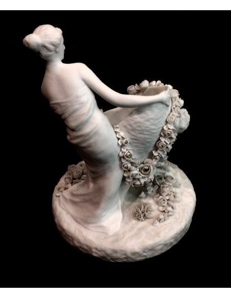 Biscuit de Sevres, escena romantica, siglo XIX