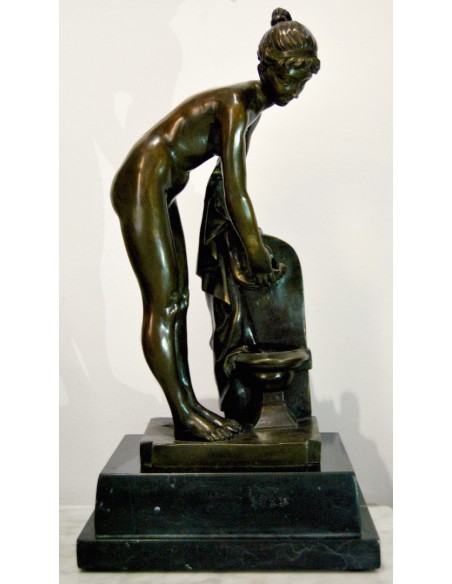 Bronce decó, mujer desnuda 