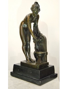 Bronce decó, mujer desnuda  2