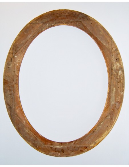 Pareja de marcos ovalados dorados, siglo XIX.