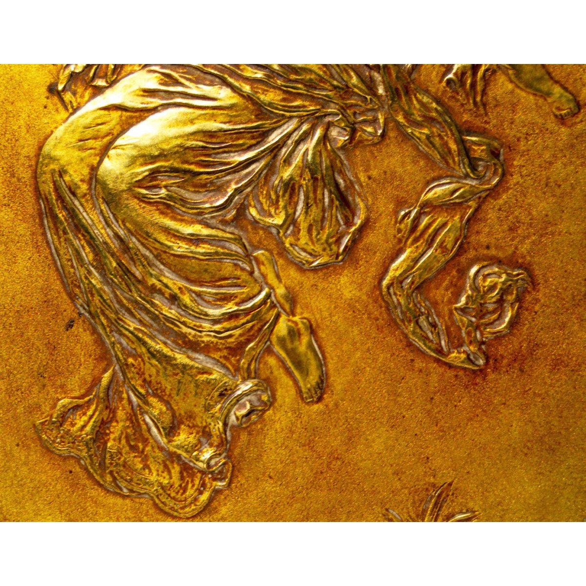 Basso rilievo di bronzo, periodo liberty.