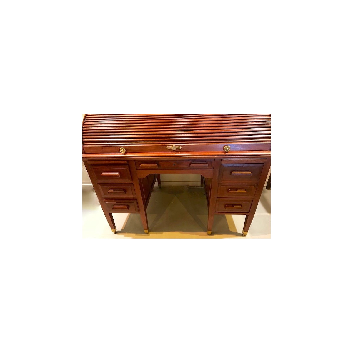 Escritorio bureau de caoba de los años 1930 