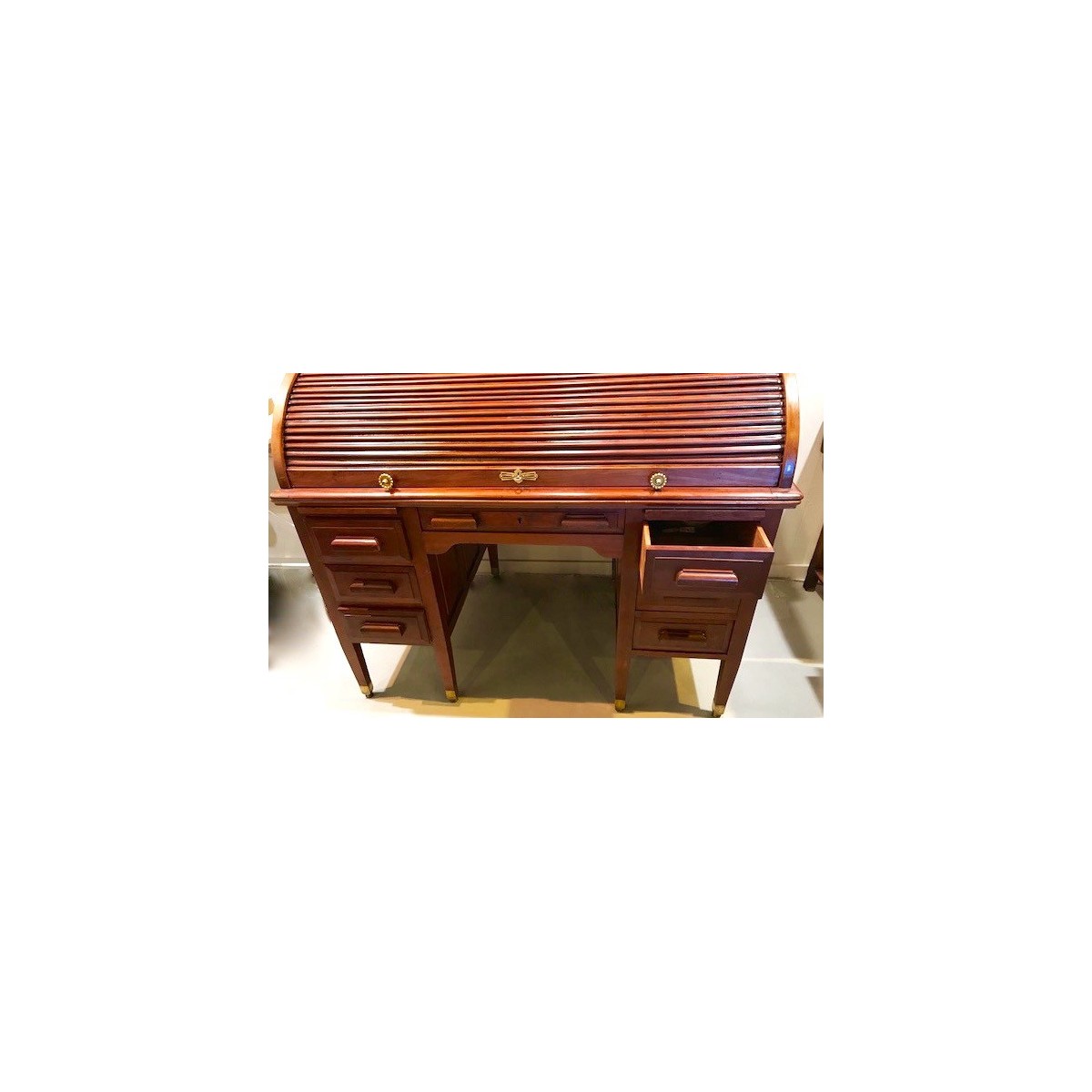 Escritorio bureau de caoba de los años 1930 