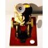 Microscopio inglés del siglo XIX 