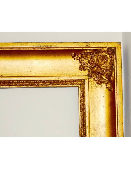 Marco dorado del siglo XIX (1860-1880)