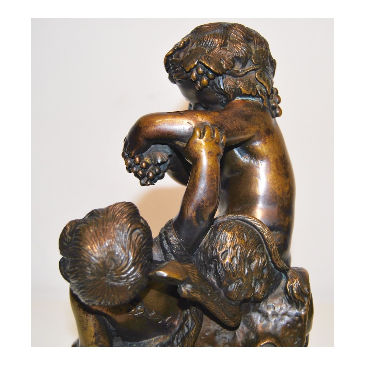 Baco con satiro, bronce del siglo XIX.