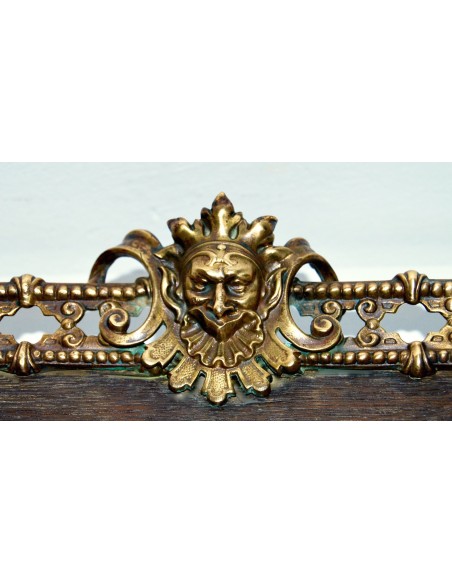 Escribanía de bronce del siglo XIX.