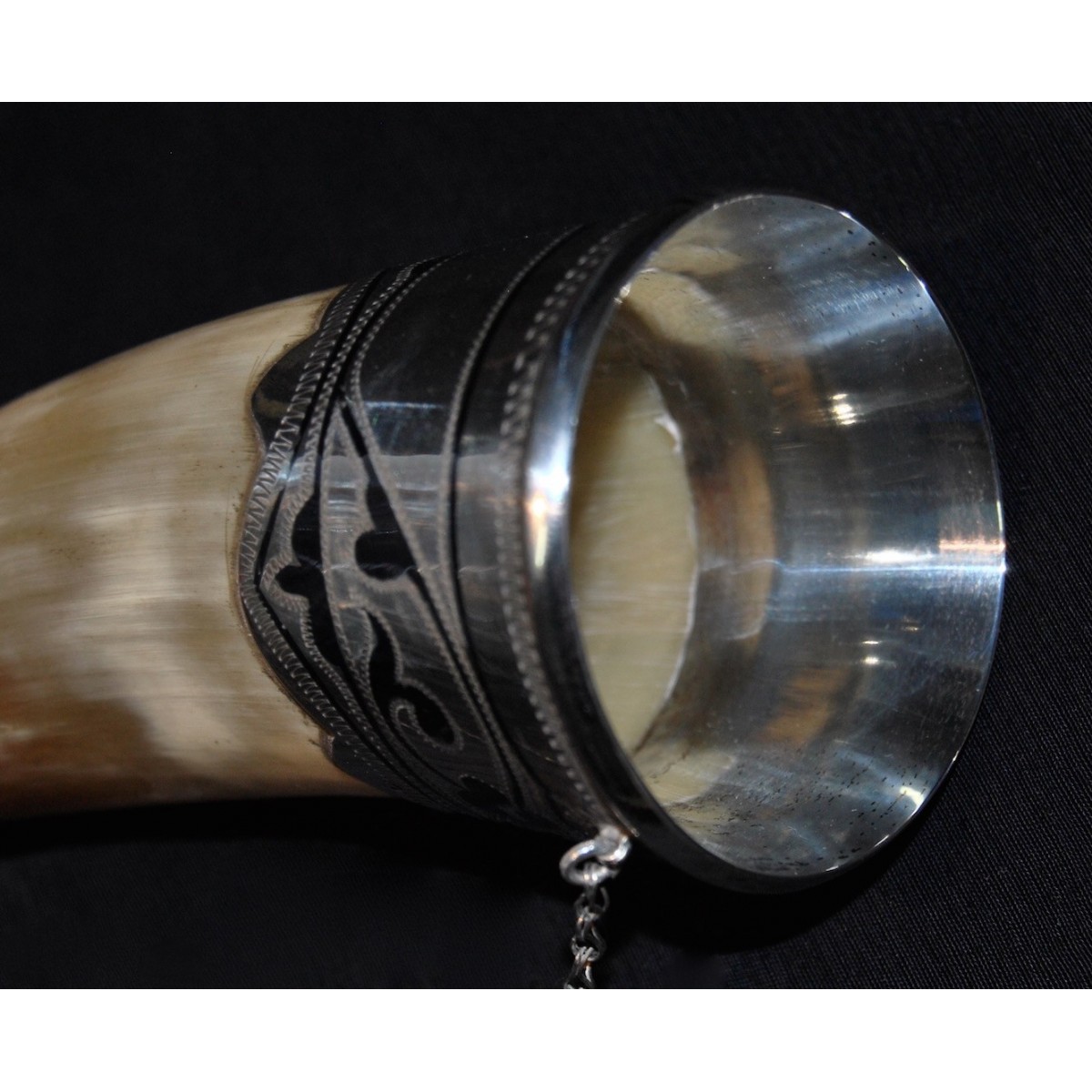 Pareja de polvoreras de asta y plata