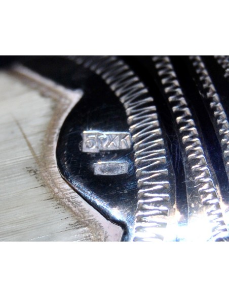 Pareja de polvoreras de asta y plata