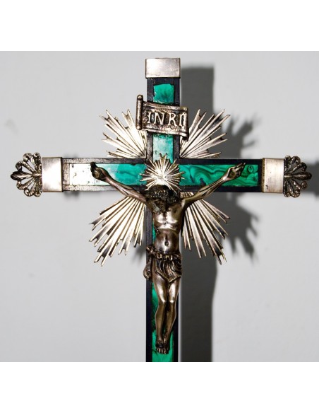 Crucifijo de plata ebano y malaquita, siglo XIX