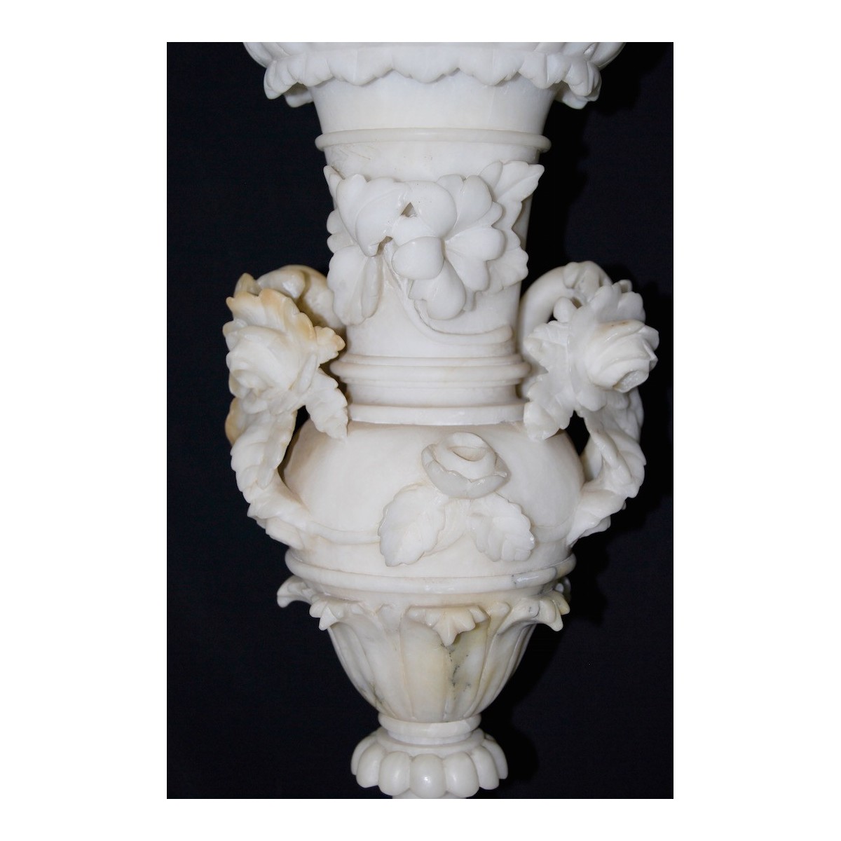 Jarrón de alabastro tallado 1900-1930