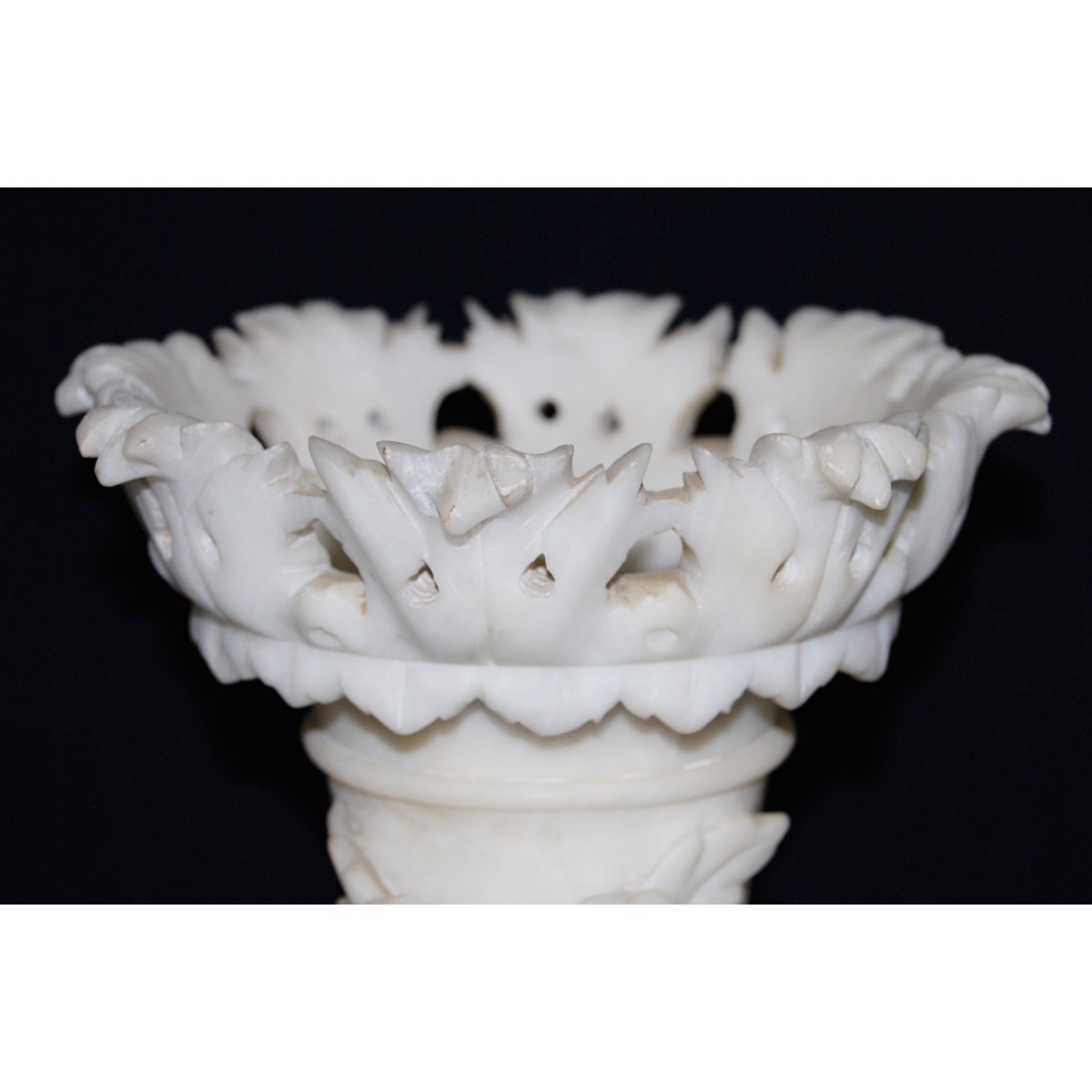 Jarrón de alabastro tallado 1900-1930