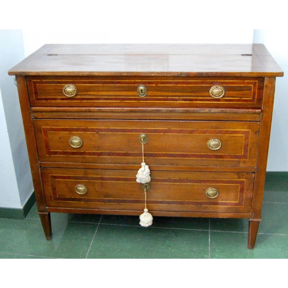 Italy commode-desk 18th