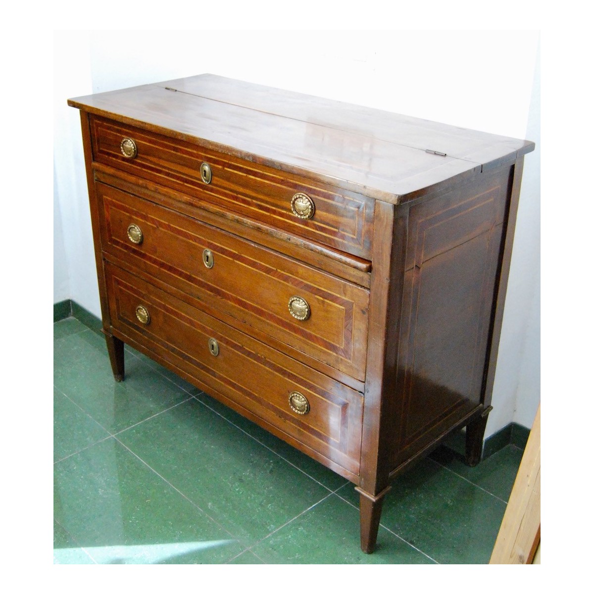 Cómoda escritorio italiana del siglo XVIII