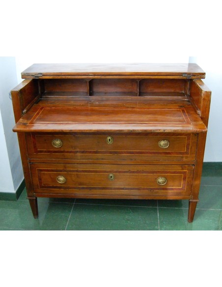 Cómoda escritorio italiana del siglo XVIII