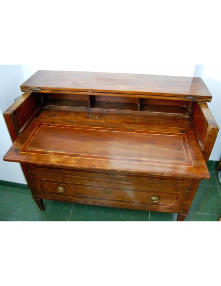 Cómoda escritorio italiana del siglo XVIII