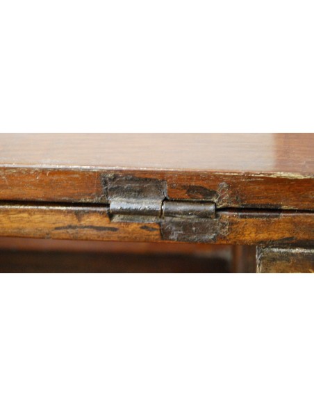 Cómoda escritorio italiana del siglo XVIII