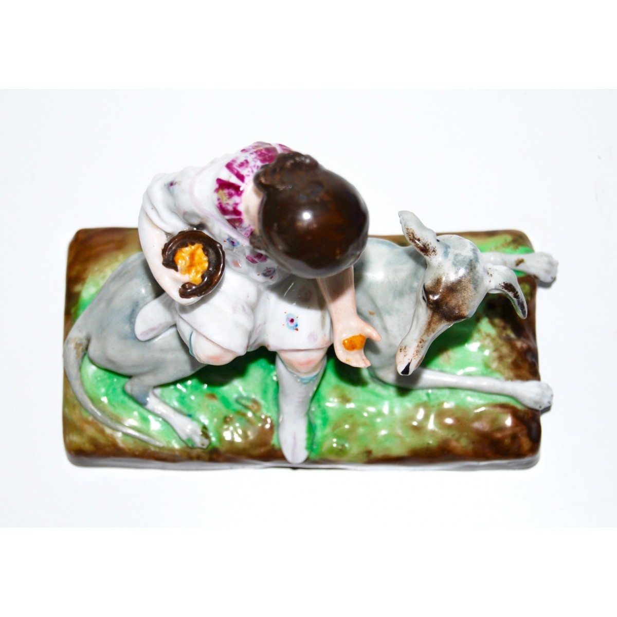 Figuras de niña y galgo, porcelana alemana (1880-1890)