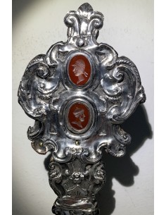 Reliquiario d’argento cesellato del 700 2