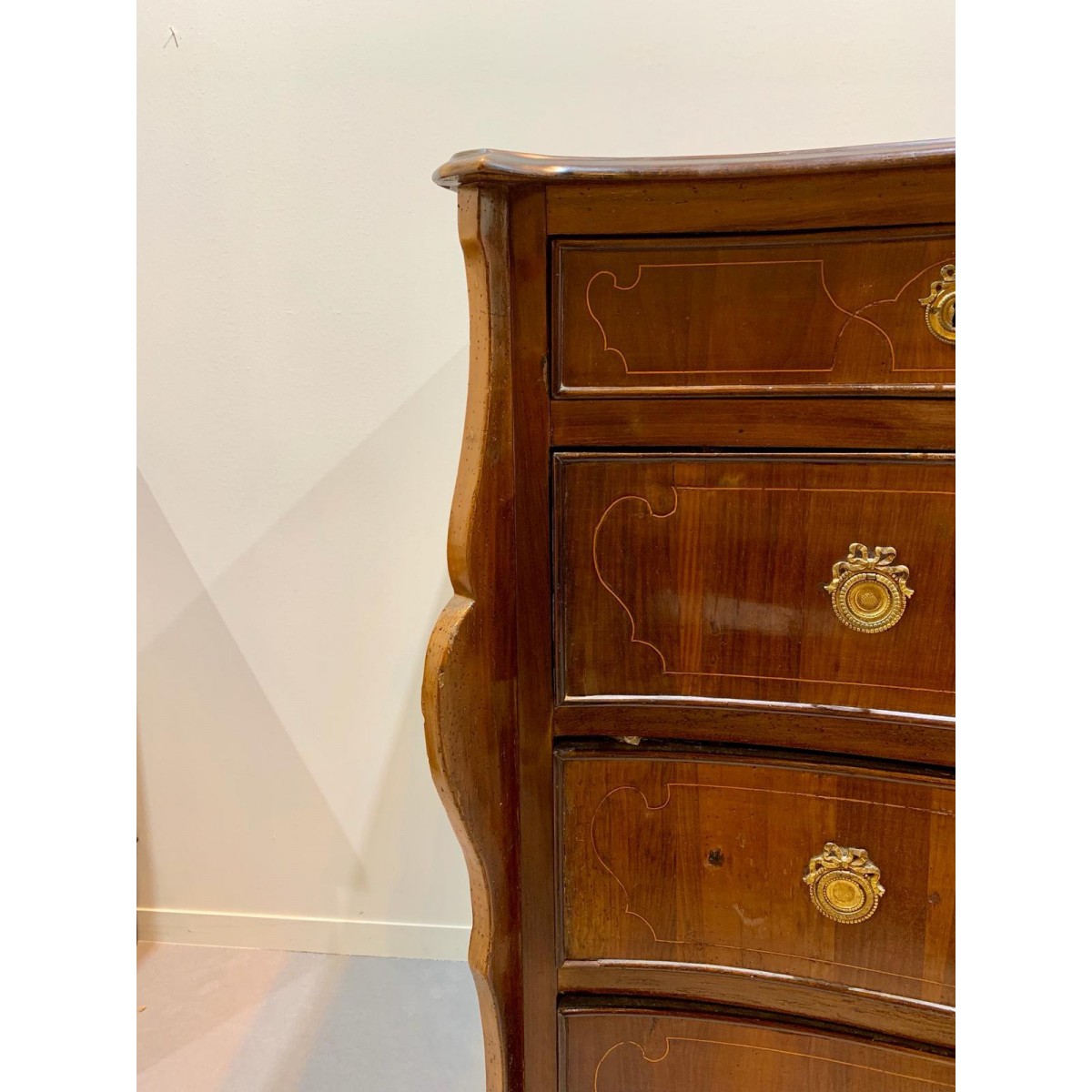 Cómoda mallorquina del siglo XVIII