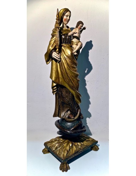 Inmaculada con el Niño del siglo XVIII