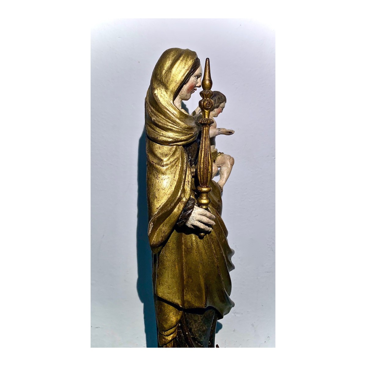 Inmaculada con el Niño del siglo XVIII