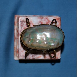 Pequeño joyero, siglo XIX. 2