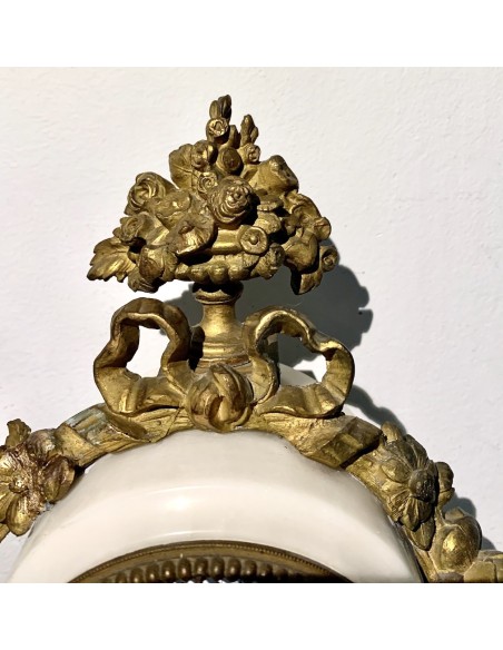 Reloj, pendulo de sobremesa del siglo XIX