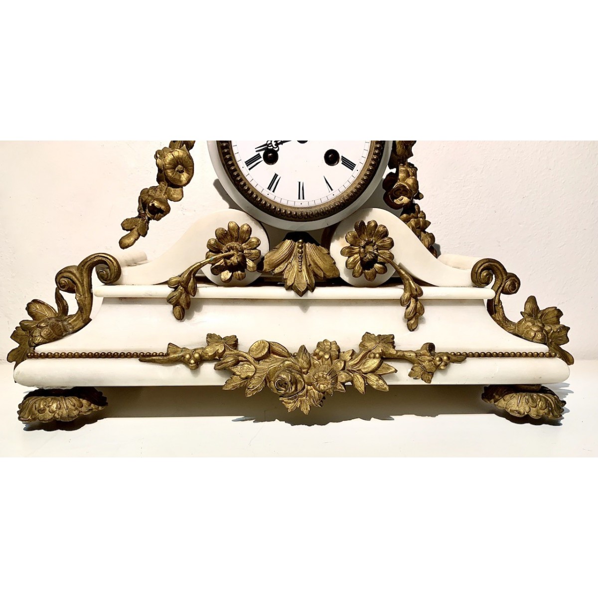 Reloj, pendulo de sobremesa del siglo XIX