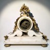 Reloj, pendulo de sobremesa del siglo XIX