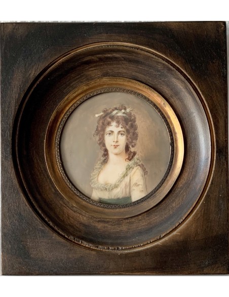 Retrato de mujer, miniatura del siglo XIX.