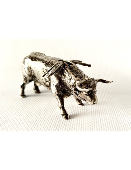 Toro palillero de plata de ley