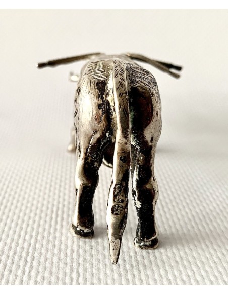 Toro palillero de plata de ley