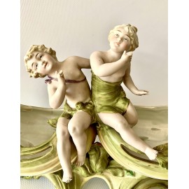 Centro de porcelana de finales del siglo XIX 2