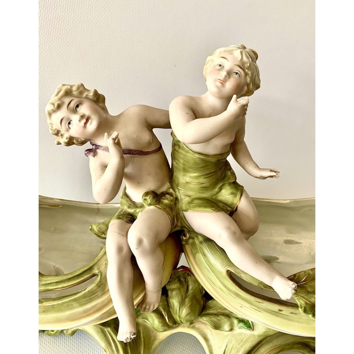 Centro de porcelana de finales del siglo XIX