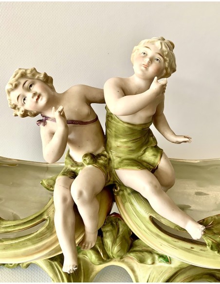 Centro de porcelana de finales del siglo XIX