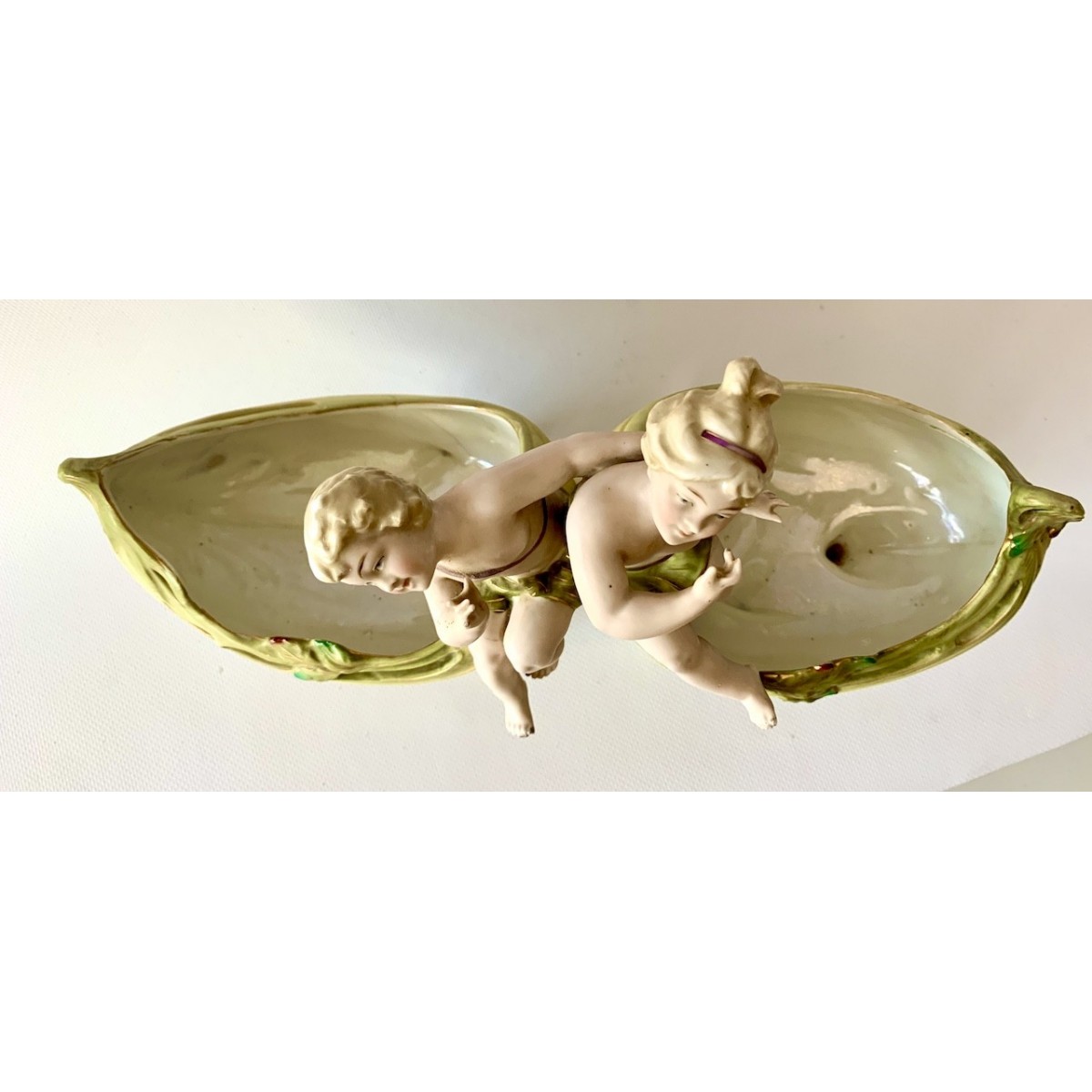 Centro de porcelana de finales del siglo XIX