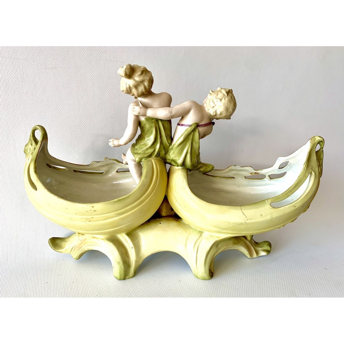 Centro de porcelana de finales del siglo XIX