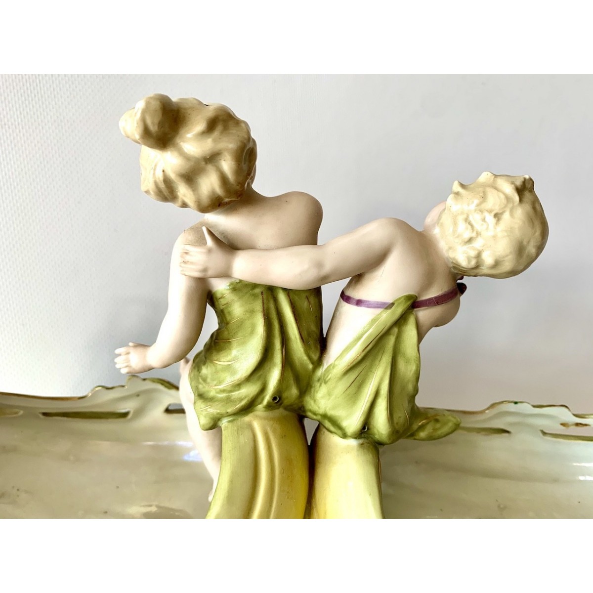 Centro de porcelana de finales del siglo XIX