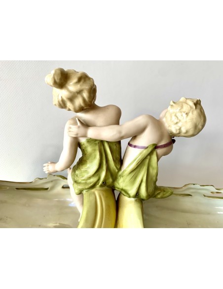 Centro de porcelana de finales del siglo XIX